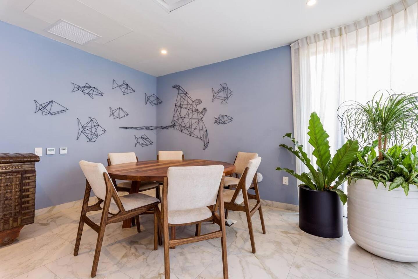 Luxury 2br 2ba, Ocean View, 200m From * Playa del Carmen