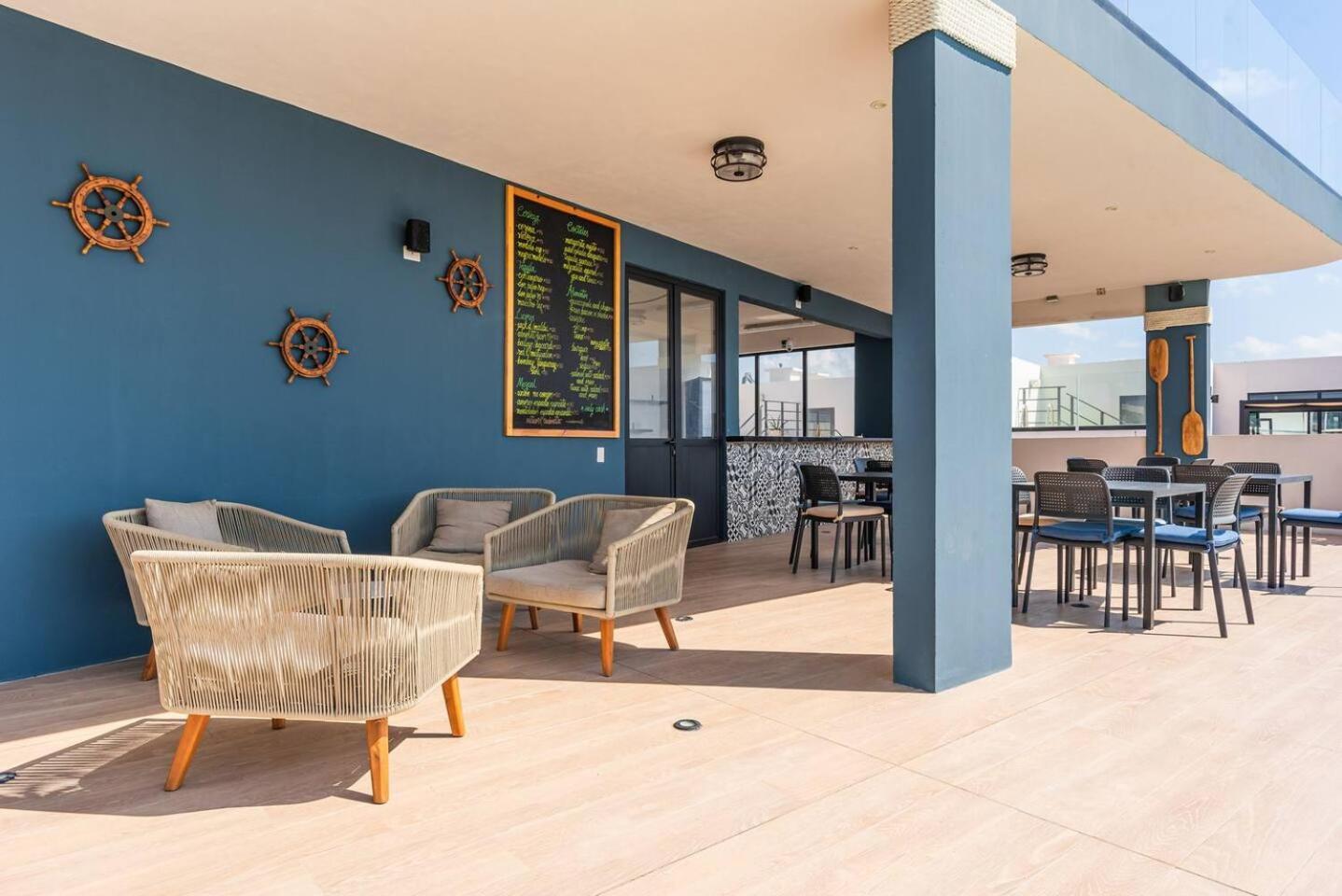 Luxury 2br 2ba, Ocean View, 200m From Playa del Carmen