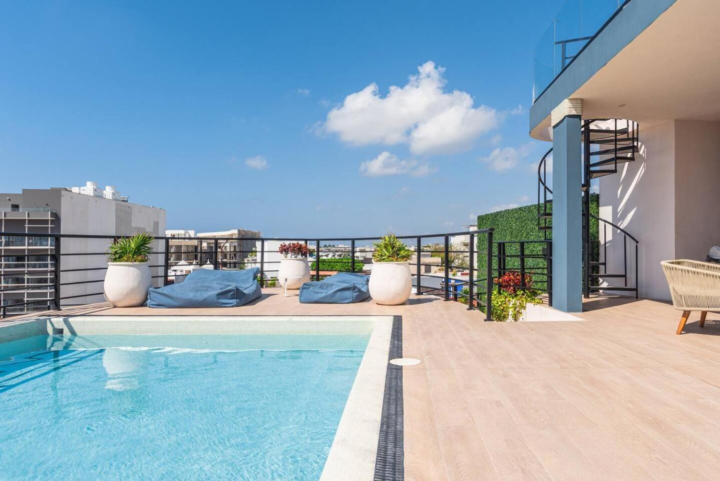 Luxury 2br 2ba, Ocean View, 200m From Apartamento Playa del Carmen